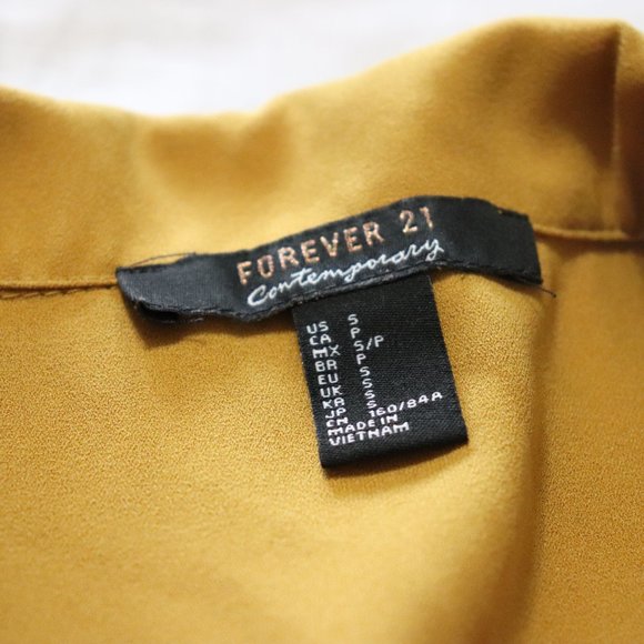 Forever 21 Gold/Mustard Long Sleeveless Jacket Vest - Picture 3 of 5